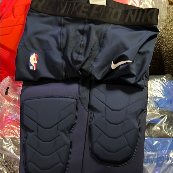 Nike Pro Navy Blue Leggings - Picture 3 of 4